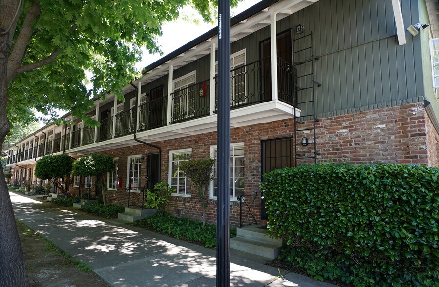 More Photos Of 1510 18th St, Sacramento Apartments For Sale