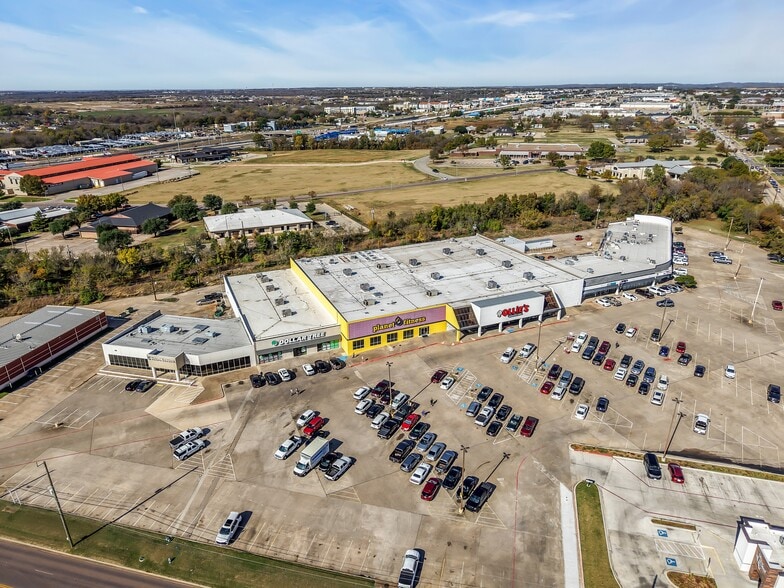 More Photos Of , Sherman General Retail For Sale