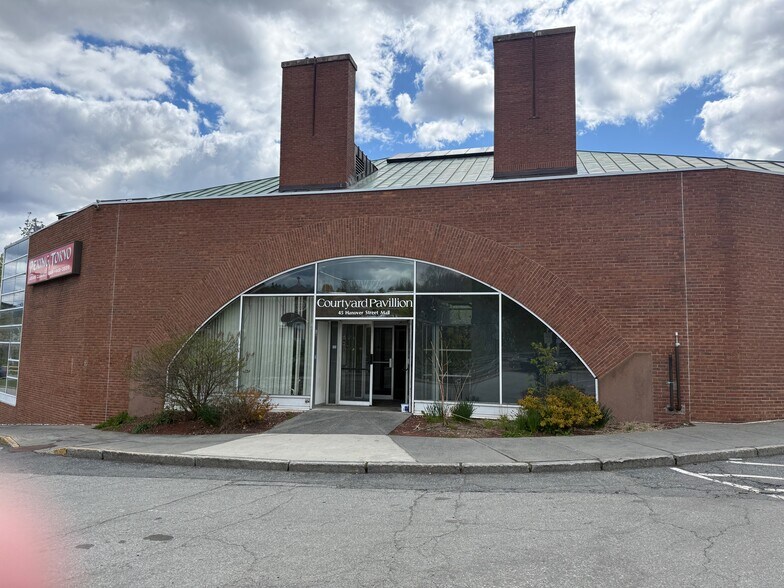 More Photos Of 45 Hanover St, Lebanon General Retail For Lease