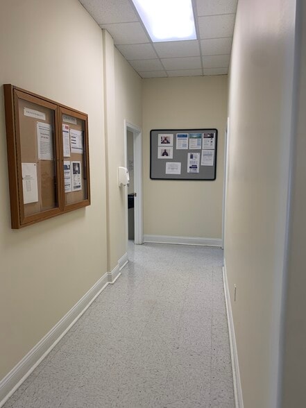 More Photos Of 10250 Stone Creek Dr, Laurel Unknown For Sale