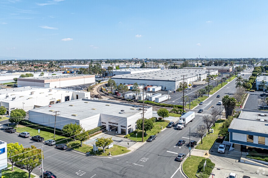 More Photos Of 15020 Desman Rd, La Mirada Manufacturing For Sale