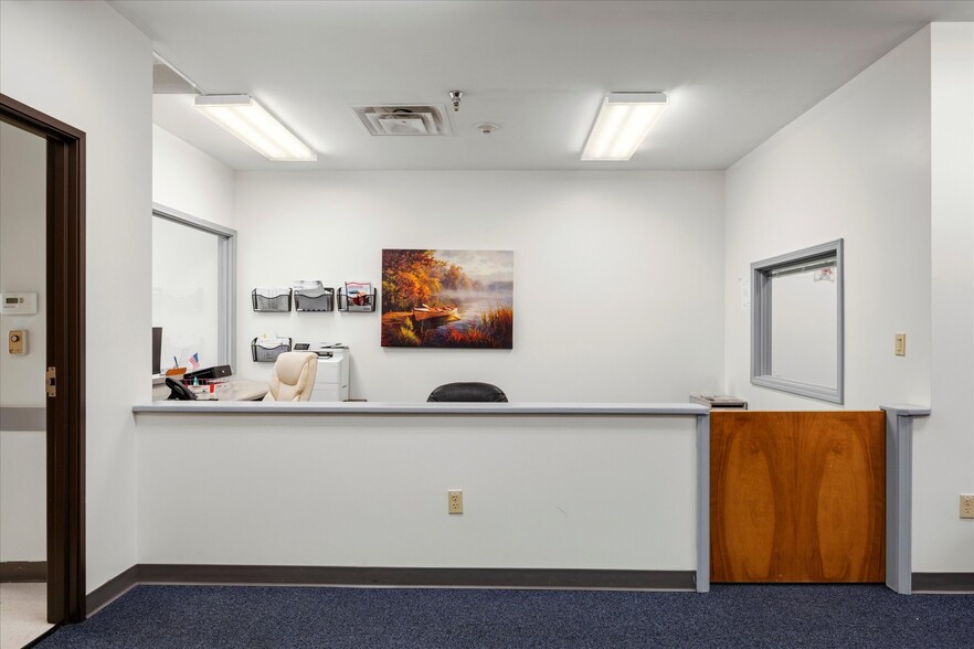 More Photos Of 2-4 W Ohio St, Butler Office For Sale