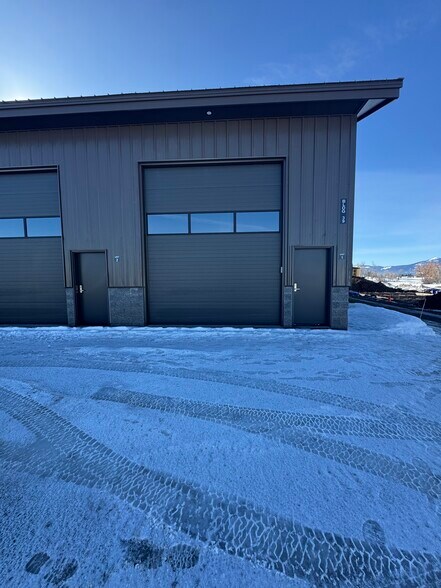More Photos Of 39 Sunbridge Dr, Mccall Industrial For Lease