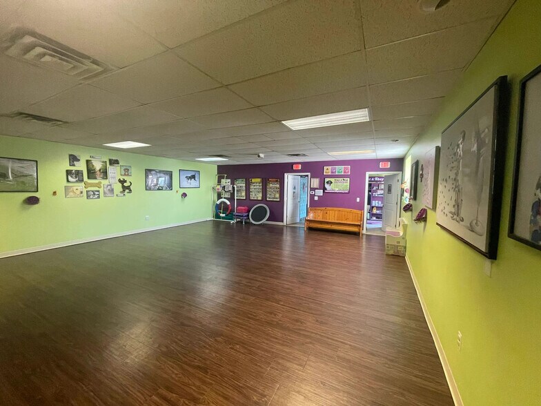 More Photos Of 758 Wing St, Plymouth Storefront For Lease