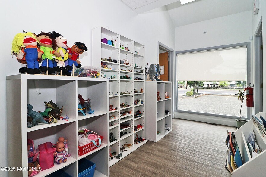 More Photos Of 801 Lacey Rd, Forked River Office For Sale