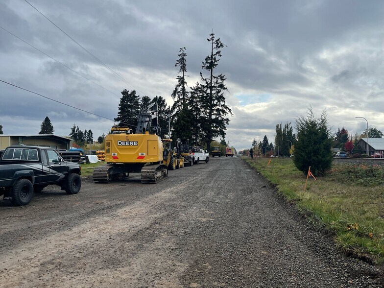 More Photos Of 1414 Commerce Way, Woodburn Industrial For Lease