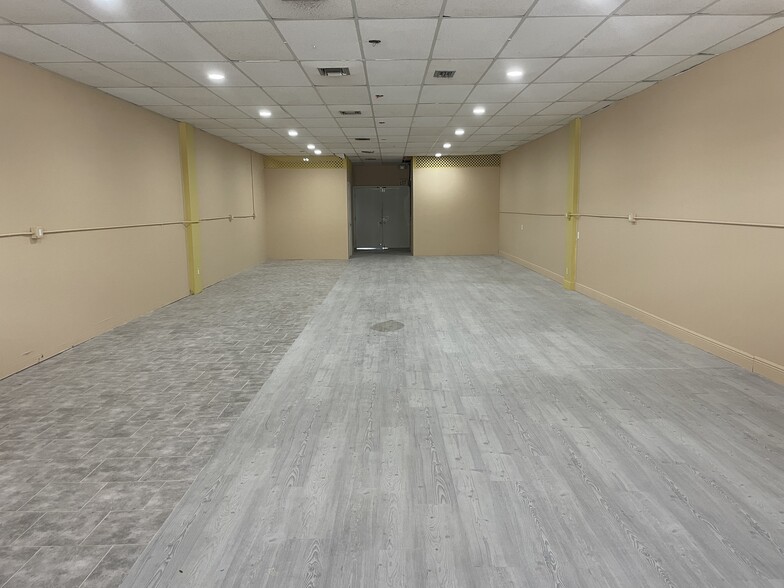 More Photos Of 5200 N Federal Hwy, Fort Lauderdale Unknown For Lease