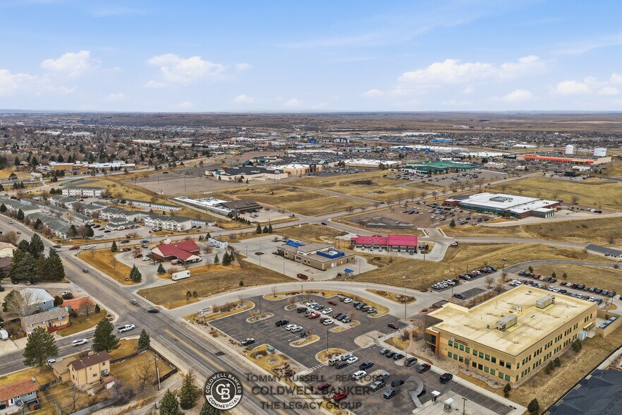 More Photos Of 733 Landmark Dr, Casper Medical For Sale