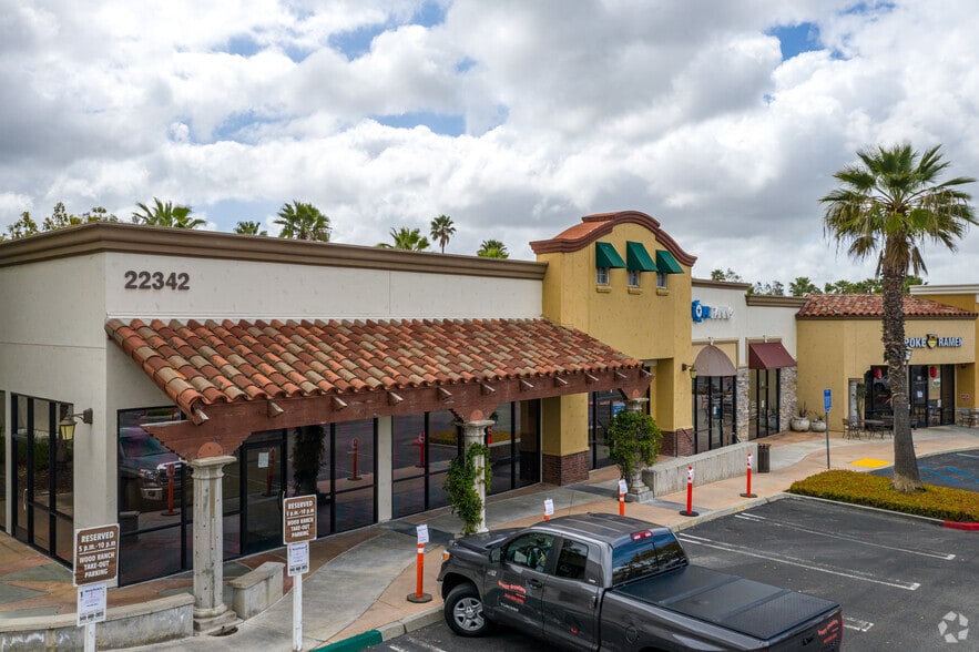 More Photos Of 22331 El Paseo, Rancho Santa Margarita Freestanding For Lease