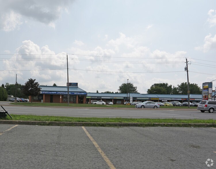 More Photos Of 100 4th Ave, St Catharines Storefront For Lease
