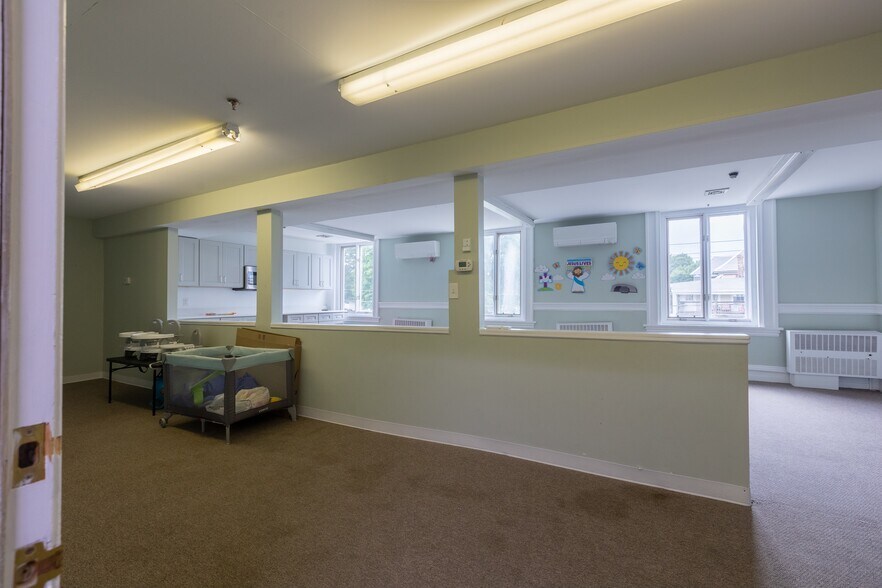 More Photos Of 86 Pleasant St, Marlborough Religious Facility For Sale