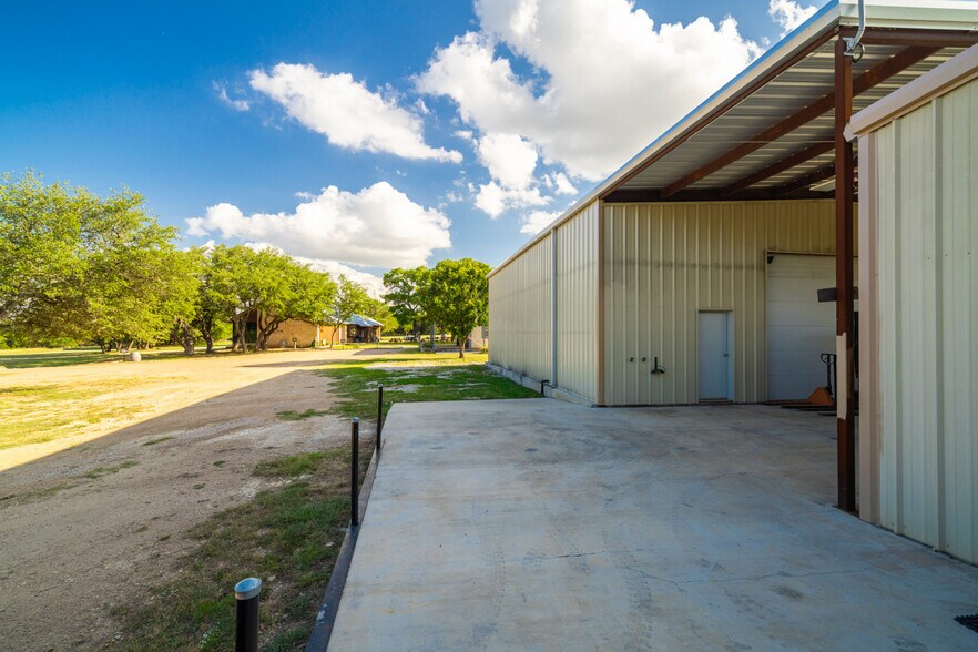 More Photos Of 683 Ranch Road 1320, Johnson City Land For Sale