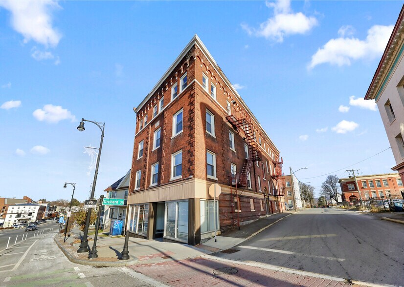 More Photos Of 3 Orchard St, Pittsfield Apartments For Lease