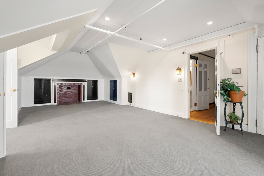 More Photos Of 50 Mansion Dr, Rowley Skilled Nursing Facility For Sale