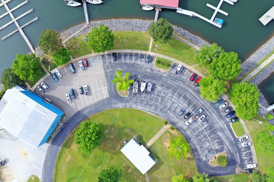 More Photos Of 48 County Road 3495, New Site Marina For Sale