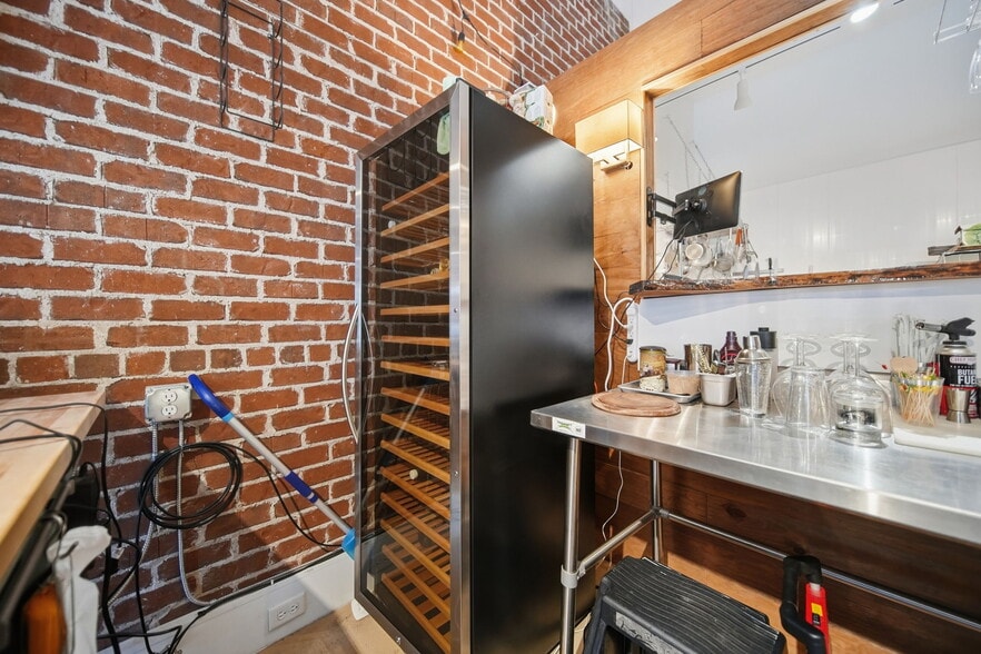 More Photos Of 300 Mason Ave, Cape Charles Apartments For Sale