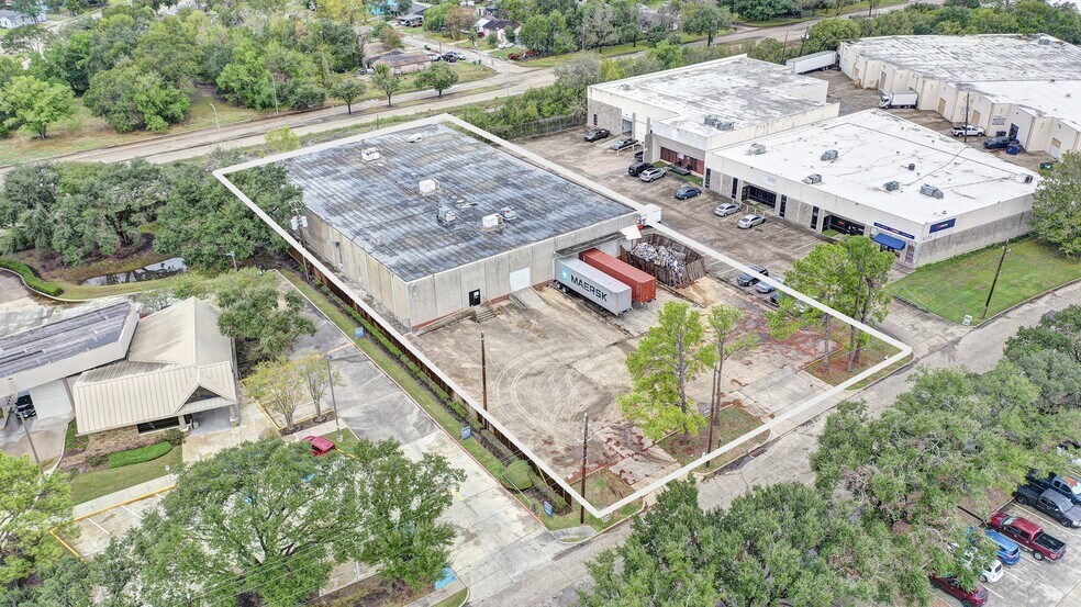 Primary Photo Of 6131 Brookhill Dr, Houston Warehouse For Lease