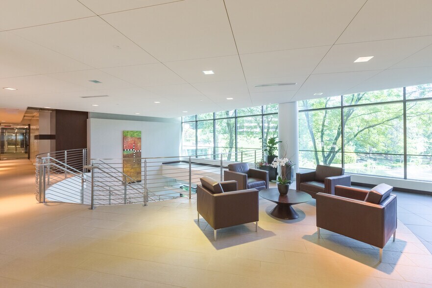 More Photos Of 100 Matsonford Rd, Radnor Unknown For Lease