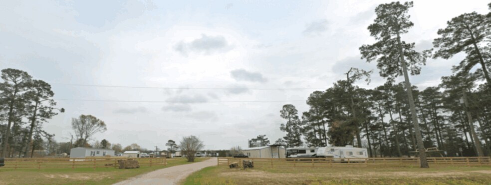 More Photos Of 13099 US Highway 259 S, Mount Enterprise Trailer Camper Park For Sale