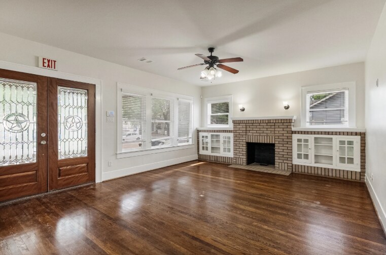 More Photos Of 1322 Yale St, Houston Office For Lease