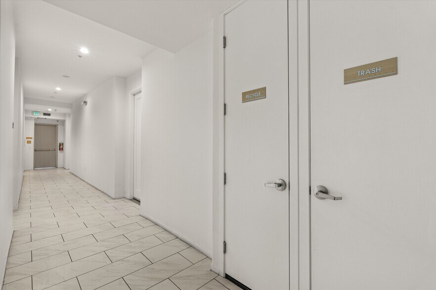 More Photos Of 738 S Ogden Dr, Los Angeles Apartments For Sale