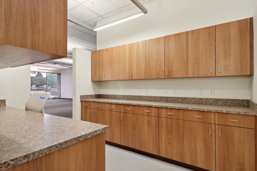 More Photos Of 4885 Ward Rd, Wheat Ridge Office For Sale