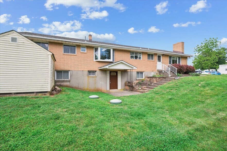 More Photos Of 3582 Us-22, Somerville Office For Sale