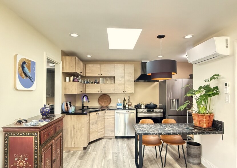 More Photos Of 3034-3042 Newell St, San Diego Apartments For Sale