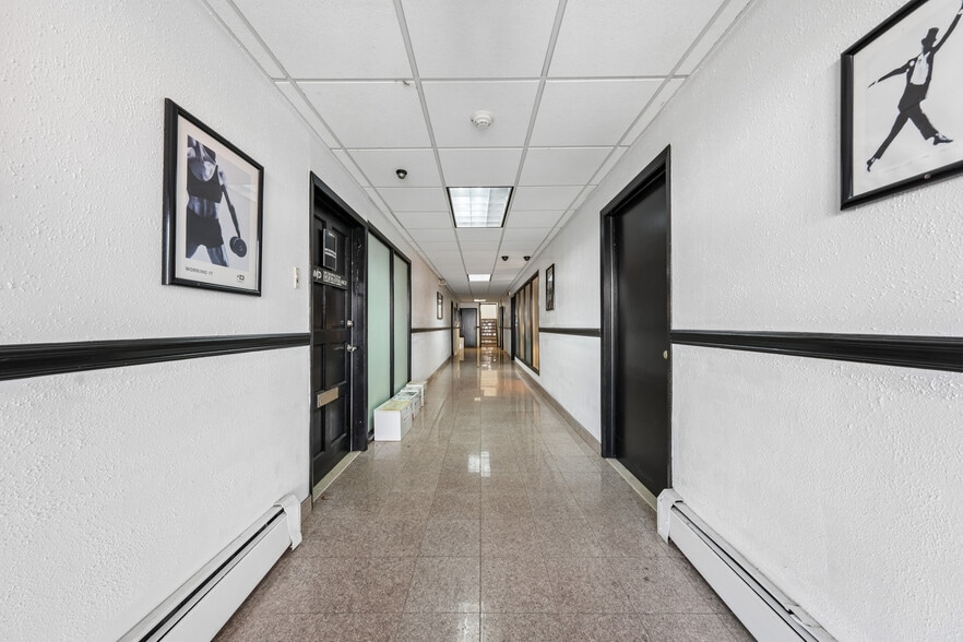 More Photos Of 175 Cedar Ln, Teaneck Medical For Lease