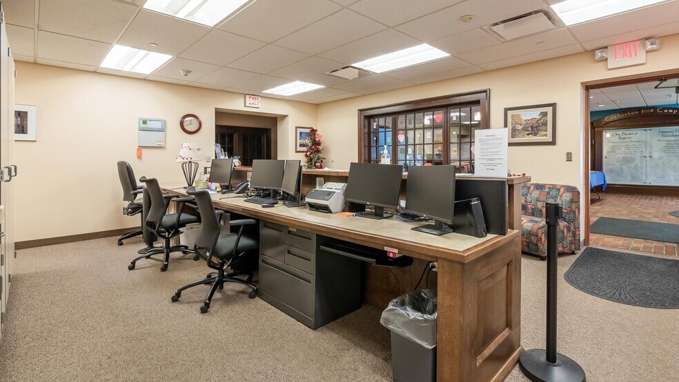 More Photos Of 200 N Whitewoman St, Coshocton Loft Creative Space For Lease