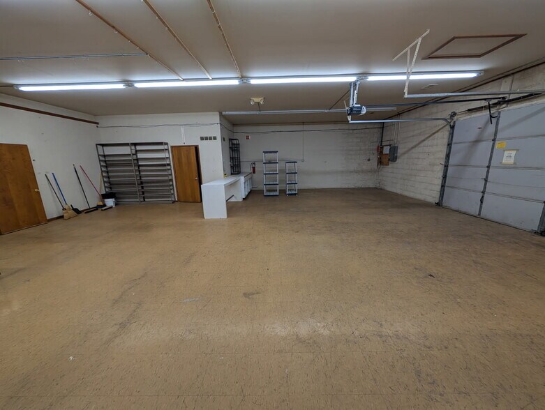 More Photos Of 544 E 11 Mile Rd, Madison Heights Medical For Lease
