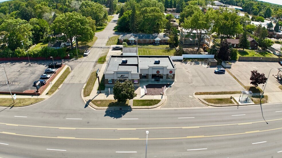 More Photos Of 35211-35223 Ford Rd, Westland Freestanding For Lease