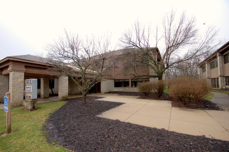 More Photos Of 8100 Ravines Edge Ct, Columbus Medical For Lease