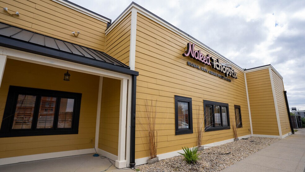 More Photos Of 8607 Us Highway 24 W, Fort Wayne Restaurant For Sale