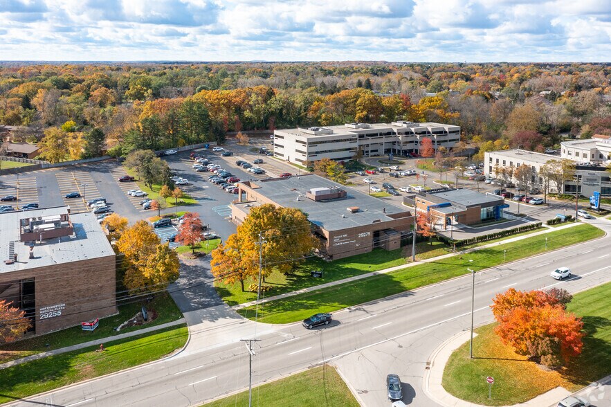 More Photos Of 29275 Northwestern Hwy, Southfield Medical For Sale