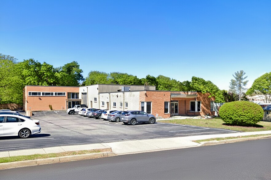 Primary Photo Of 668 Davisville Rd, Willow Grove Manufacturing For Sale