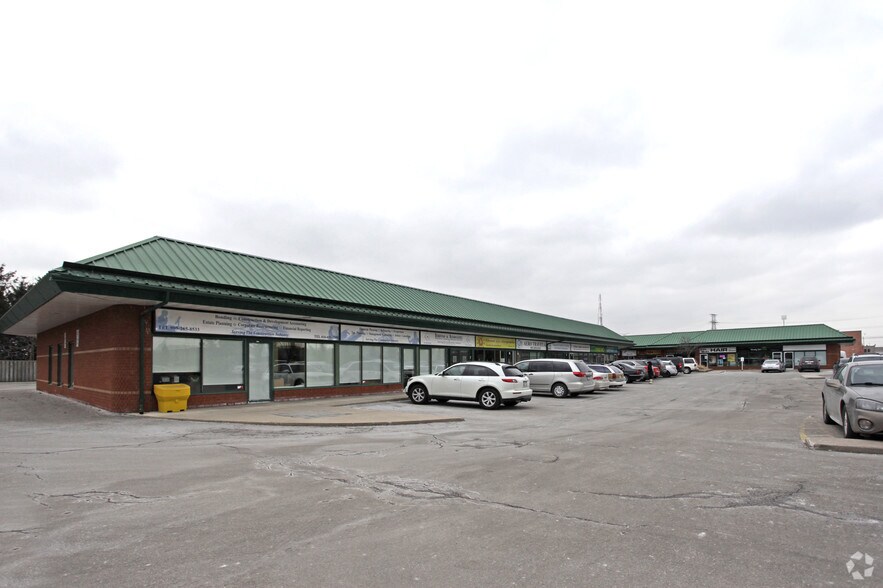 More Photos Of 21 Roysun Rd, Vaughan General Retail For Lease