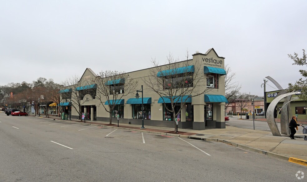 More Photos Of 631 Harden St, Columbia Storefront For Lease