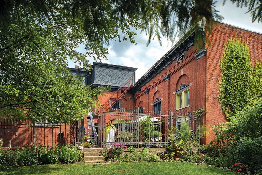 More Photos Of 1940 5th Ave, Pittsburgh Office For Sale