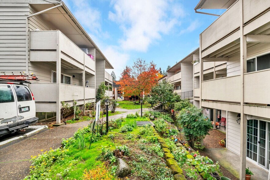 More Photos Of 1111 NE 122nd Ave, Portland Apartments For Sale