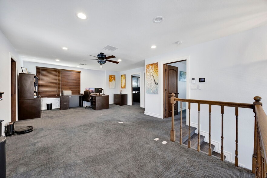 More Photos Of 620 W Foothill Blvd, Monrovia Office For Sale
