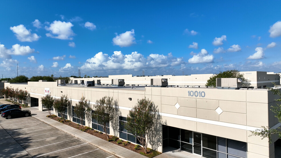 Primary Photo Of 10010 W Sam Houston Pky S, Houston Unknown For Lease