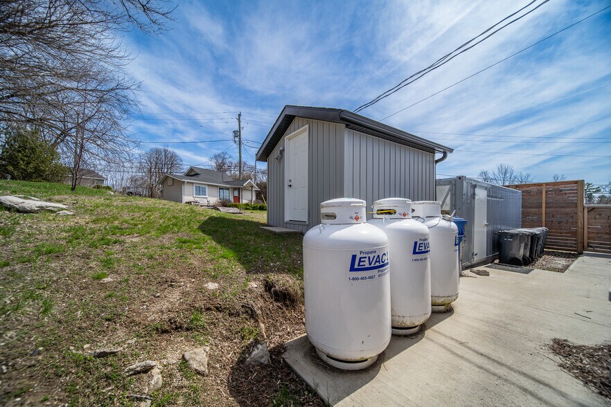 More Photos Of 1004 Medical Center Rd, Sharbot Lake Restaurant For Sale