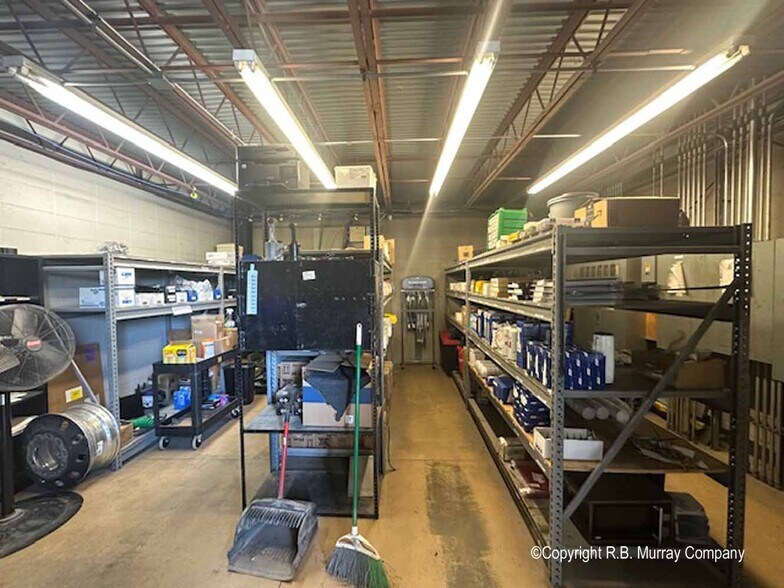 More Photos Of 2160 N Burton Ave, Springfield Truck Terminal For Lease