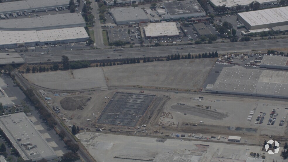 Primary Photo Of 25810 Clawiter Rd, Hayward Distribution For Lease