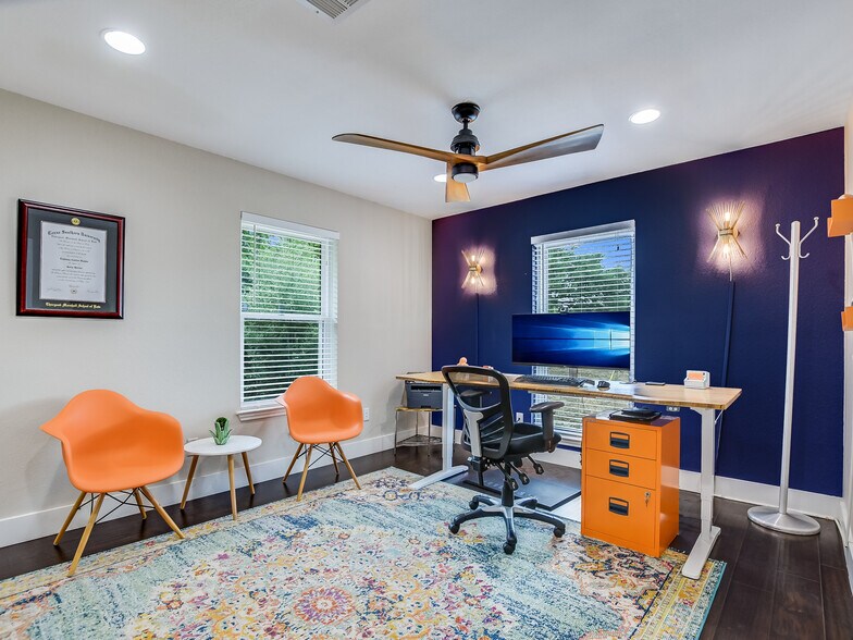 More Photos Of 2111-2113 W Slaughter Ln, Austin Office For Lease