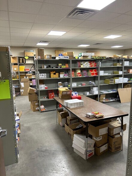 More Photos Of 206 W Commerce St, Mexia Industrial For Sale