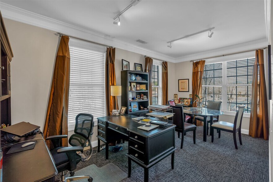 More Photos Of 3104 Creekside Village Dr NW, Kennesaw Loft Creative Space For Sale