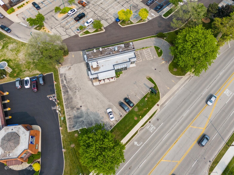 More Photos Of 720 E Rand Rd, Mount Prospect Fast Food For Sale