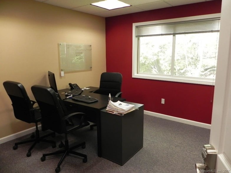 More Photos Of 8 Route 80, Killingworth Warehouse For Lease